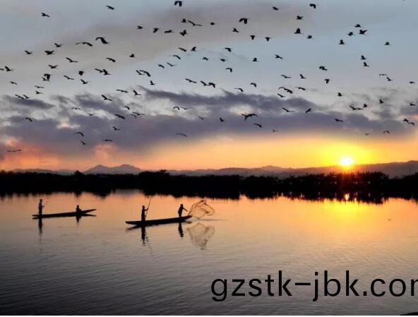 在(zai)最美(mei)的季節遇(yu)見妳(ni) 雅居樂“上山(shan)下海(hai)”體(ti)驗行