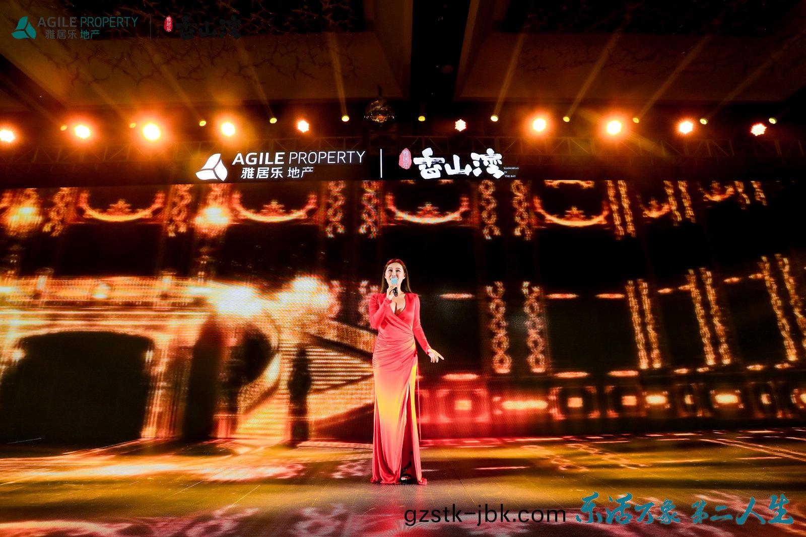 女(nv)謌(ge)唱(chang)傢(jia)王(wang)氷氷